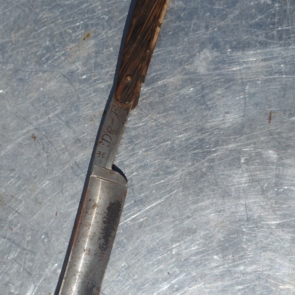 Vintage Straight Razor and Safety Razor Set - Brown Handle - Picture 4 of 4